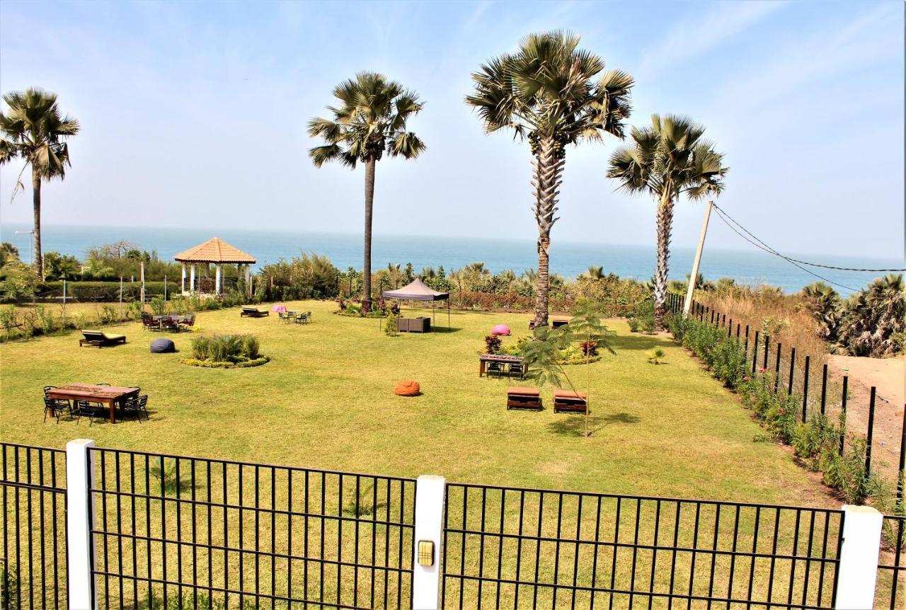 Harmony Resort Boutique Hotel Banjul Buitenkant foto